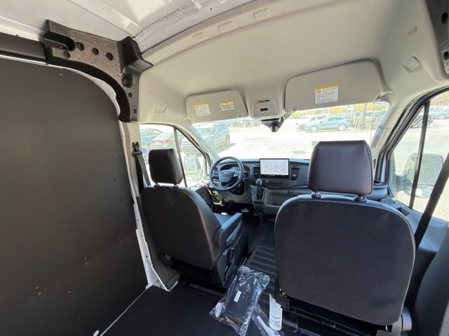 New 2026 Ford Transit 250 148 Medium Roof w/ Load Area Protection Package image 7
