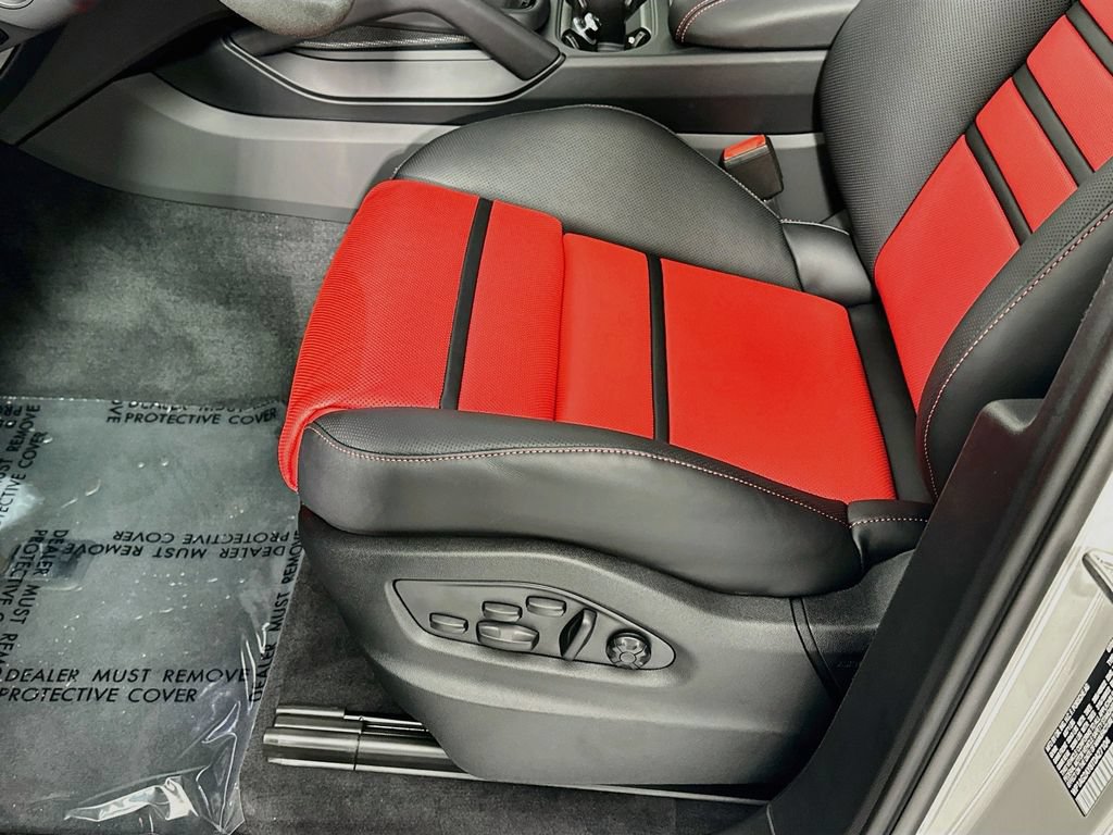 New 2026 Porsche Cayenne GTS AWD/4WD image 22