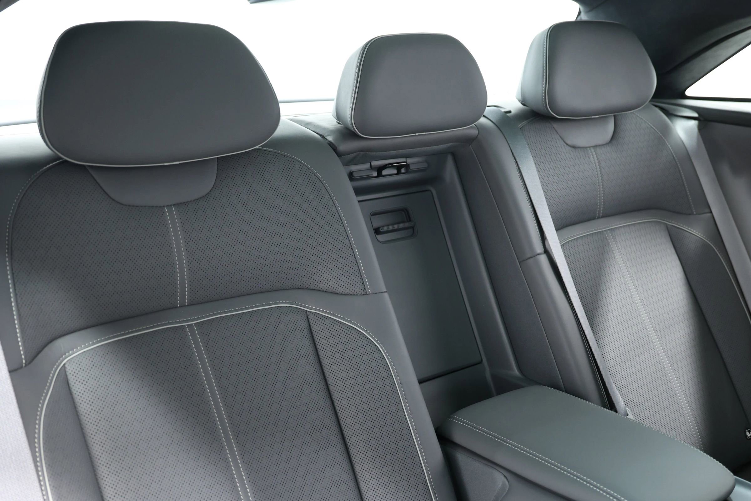 Used 2023 Lucid Air Grand Touring image 74