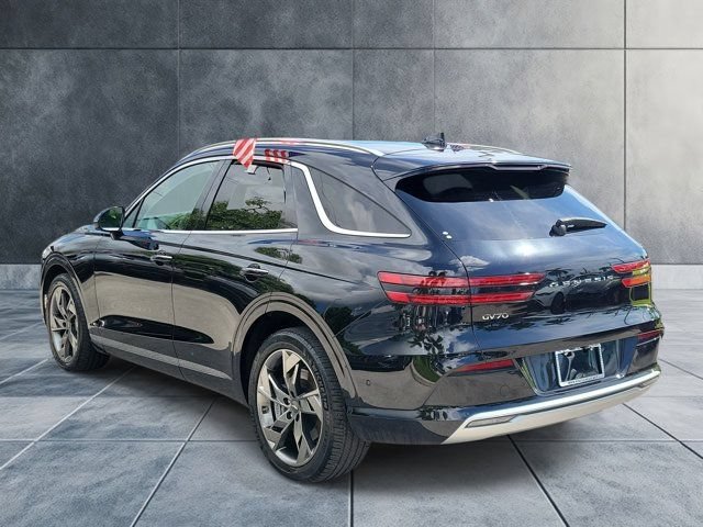Used 2023 Genesis Electrified GV70 AWD Advance image 3