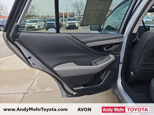 Used 2025 Subaru Outback Onyx Edition image 28
