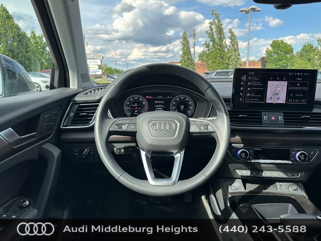 Certified 2025 Audi Q5 e Premium Plus w/ Premium Plus Package AWD/4WD image 25