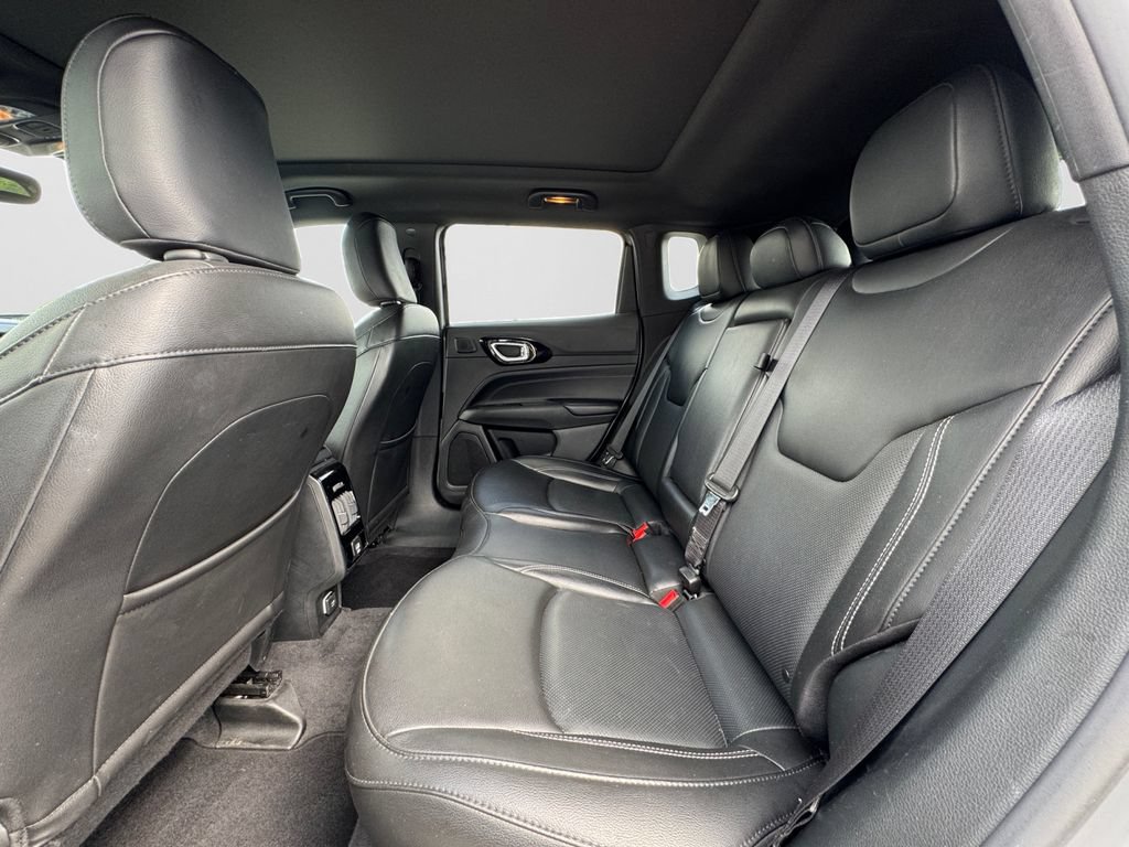 Used 2022 Jeep Compass High Altitude AWD/4WD image 11