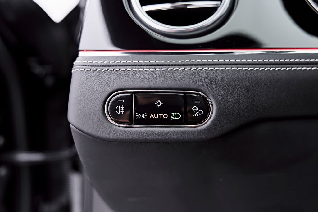 Used 2022 Bentley Flying Spur V8 AWD/4WD image 66