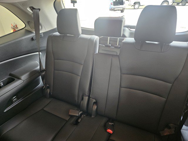 Used 2022 Honda Pilot Touring image 10