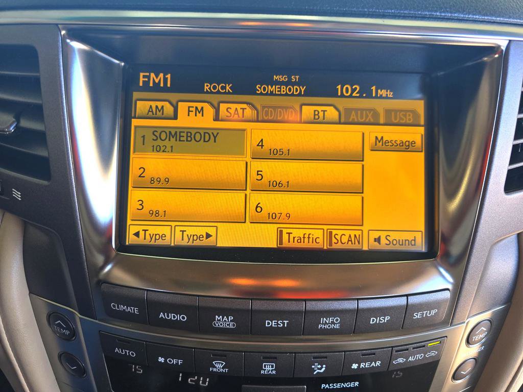 Used 2010 Lexus LX 570 4WD image 14