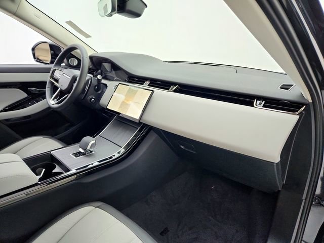 New 2025 Land Rover Range Rover Evoque Dynamic SE image 17