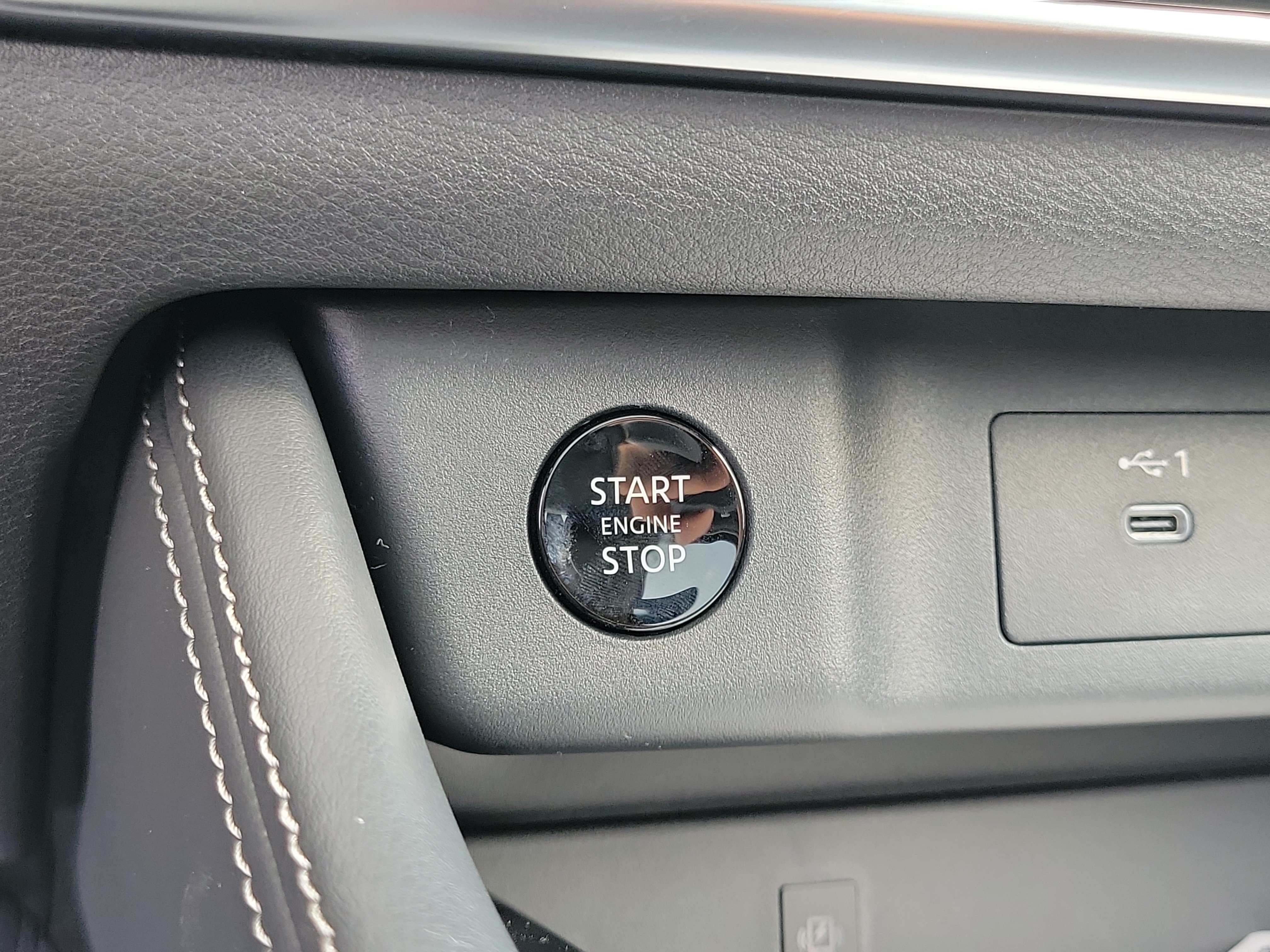 New 2026 Nissan Rogue Platinum w/ Platinum Premium Package AWD/4WD image 28