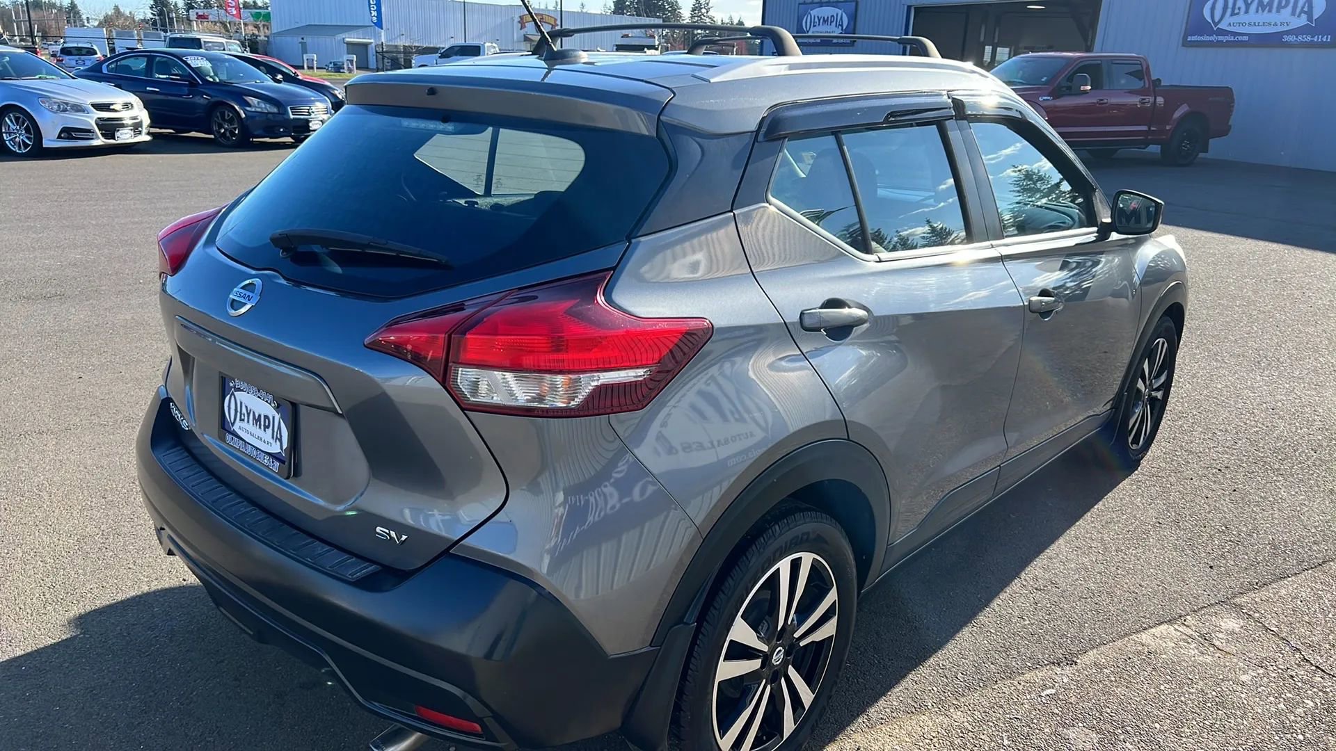 Used 2019 Nissan Kicks SV w/ Exterior Package FWD image 8