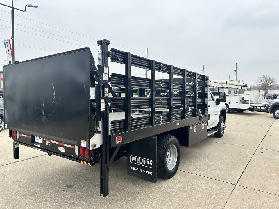 Used 2022 Chevrolet Silverado 3500 W/T w/ WT Fleet Convenience Package image 5