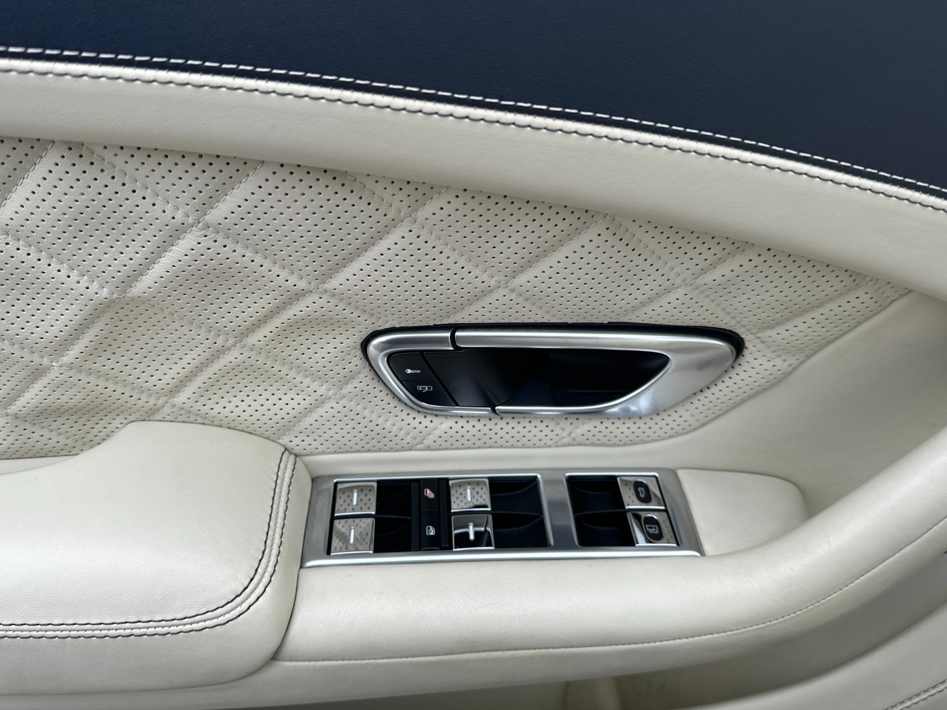 Certified 2017 Bentley Continental GT image 15