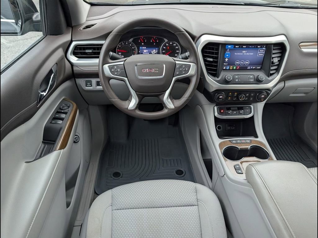 Used 2021 GMC Acadia SLE w/ Driver Convenience Package image 9