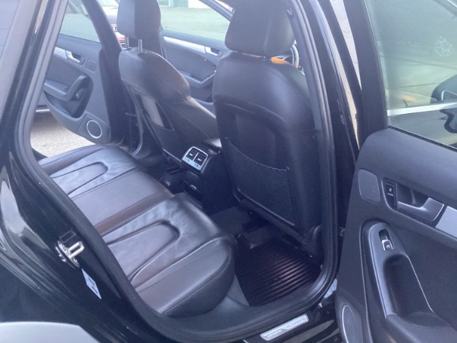 Used 2016 Audi A4 Premium Plus w/ Technology Package image 6