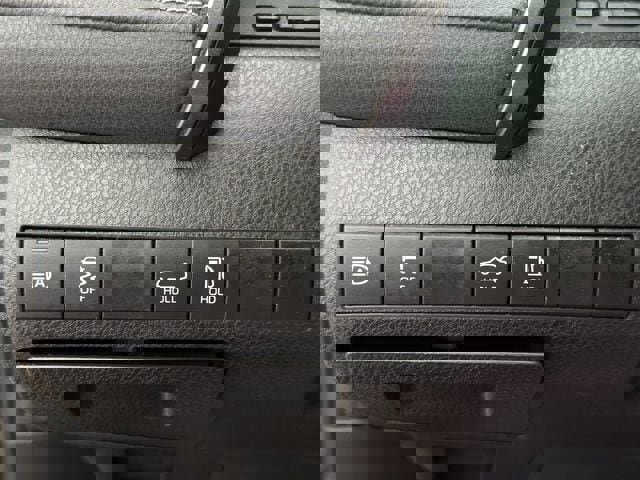 Used 2022 Toyota Camry SE FWD image 21