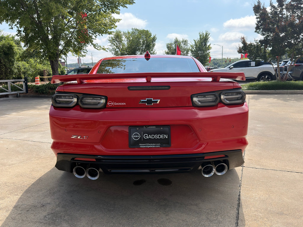 Used 2022 Chevrolet Camaro ZL1 RWD image 4