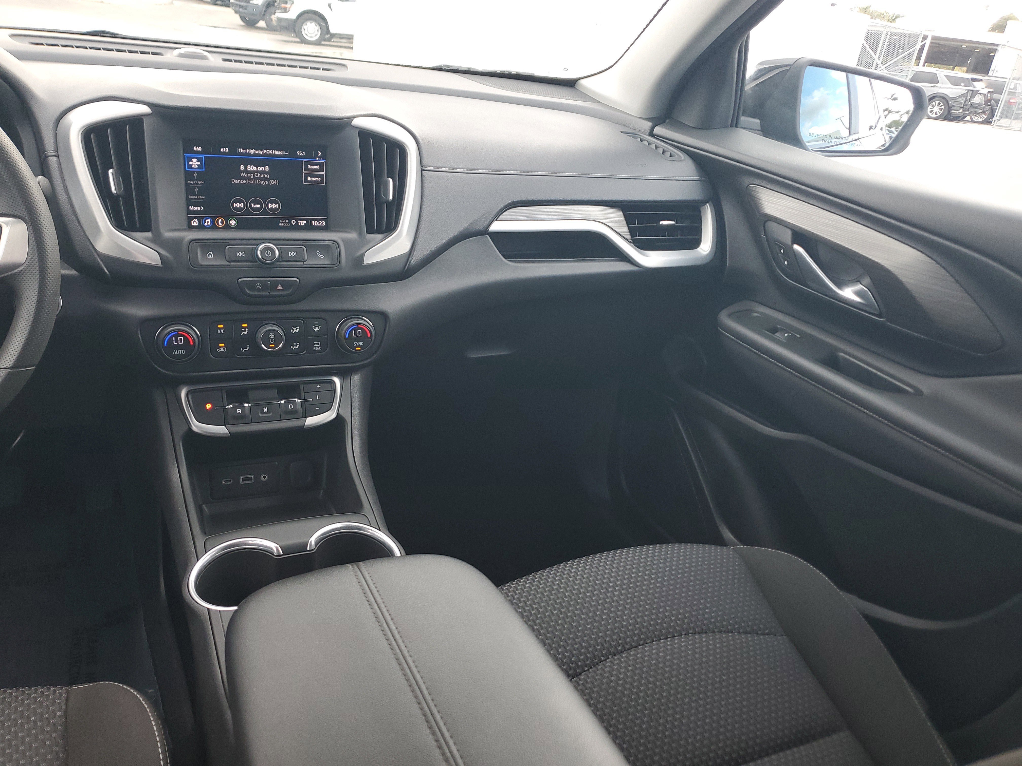 Used 2022 GMC Terrain SLE w/ Driver Convenience Package image 17