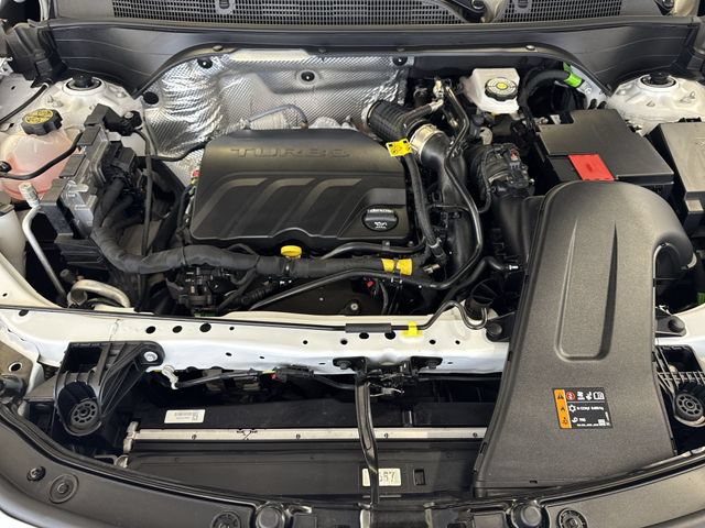 Certified 2025 Buick Envista Avenir FWD image 29
