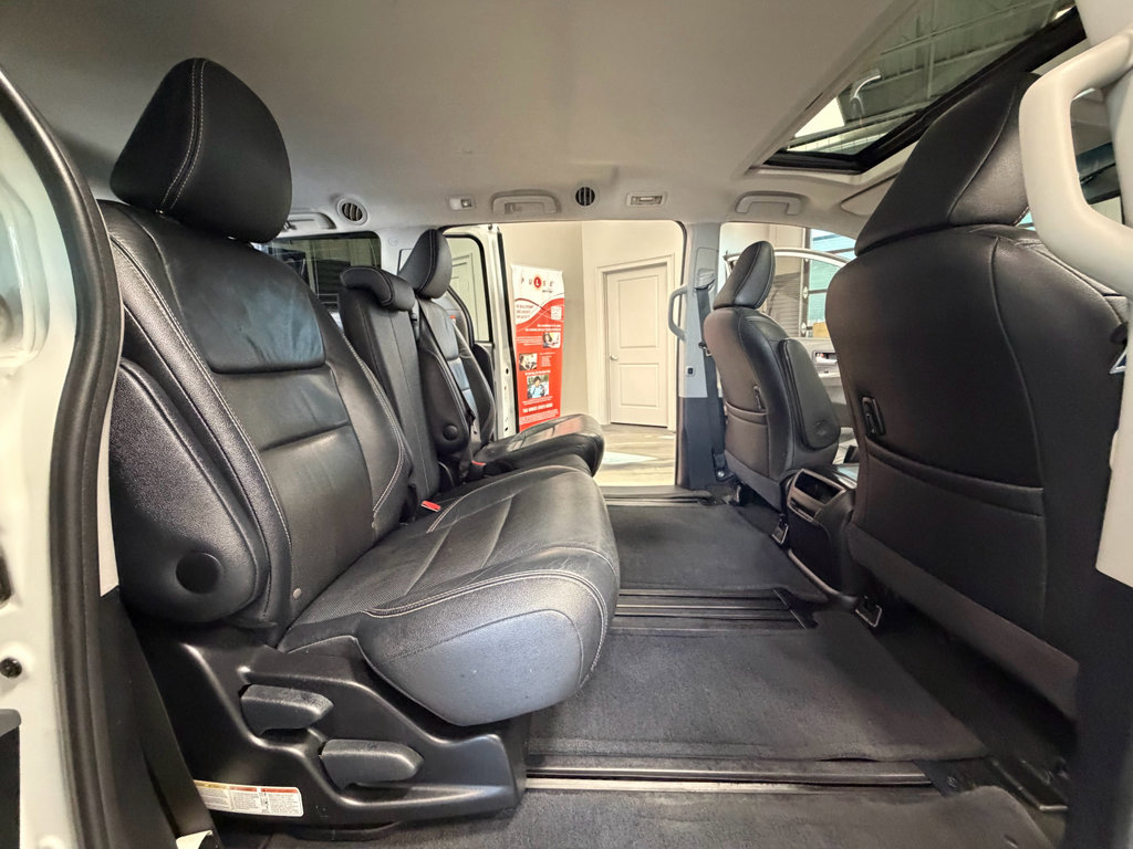 Used 2017 Toyota Sienna SE FWD image 47