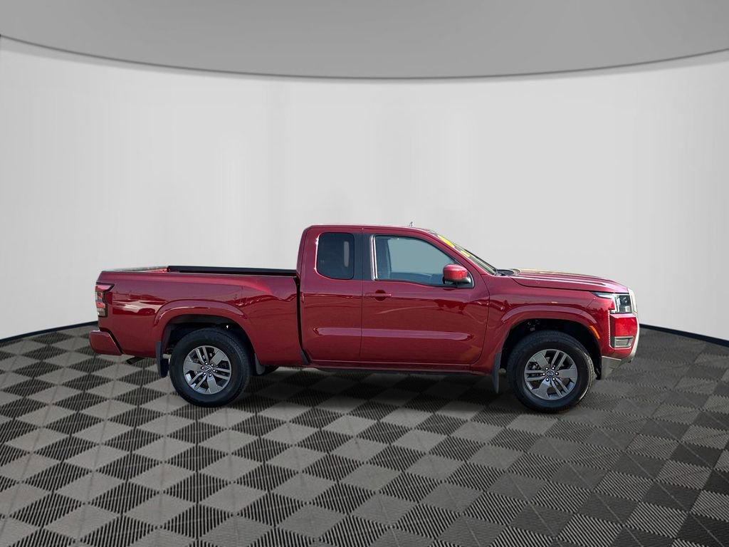 Used 2025 Nissan Frontier SV AWD/4WD image 6