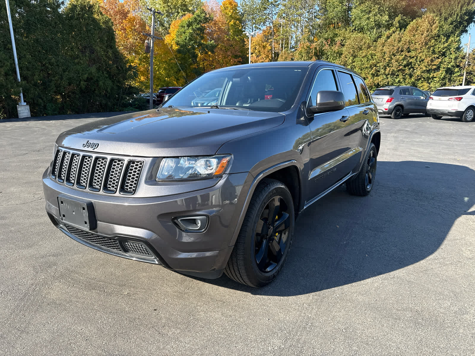 Used 2014 Jeep Grand Cherokee Altitude AWD/4WD image 7