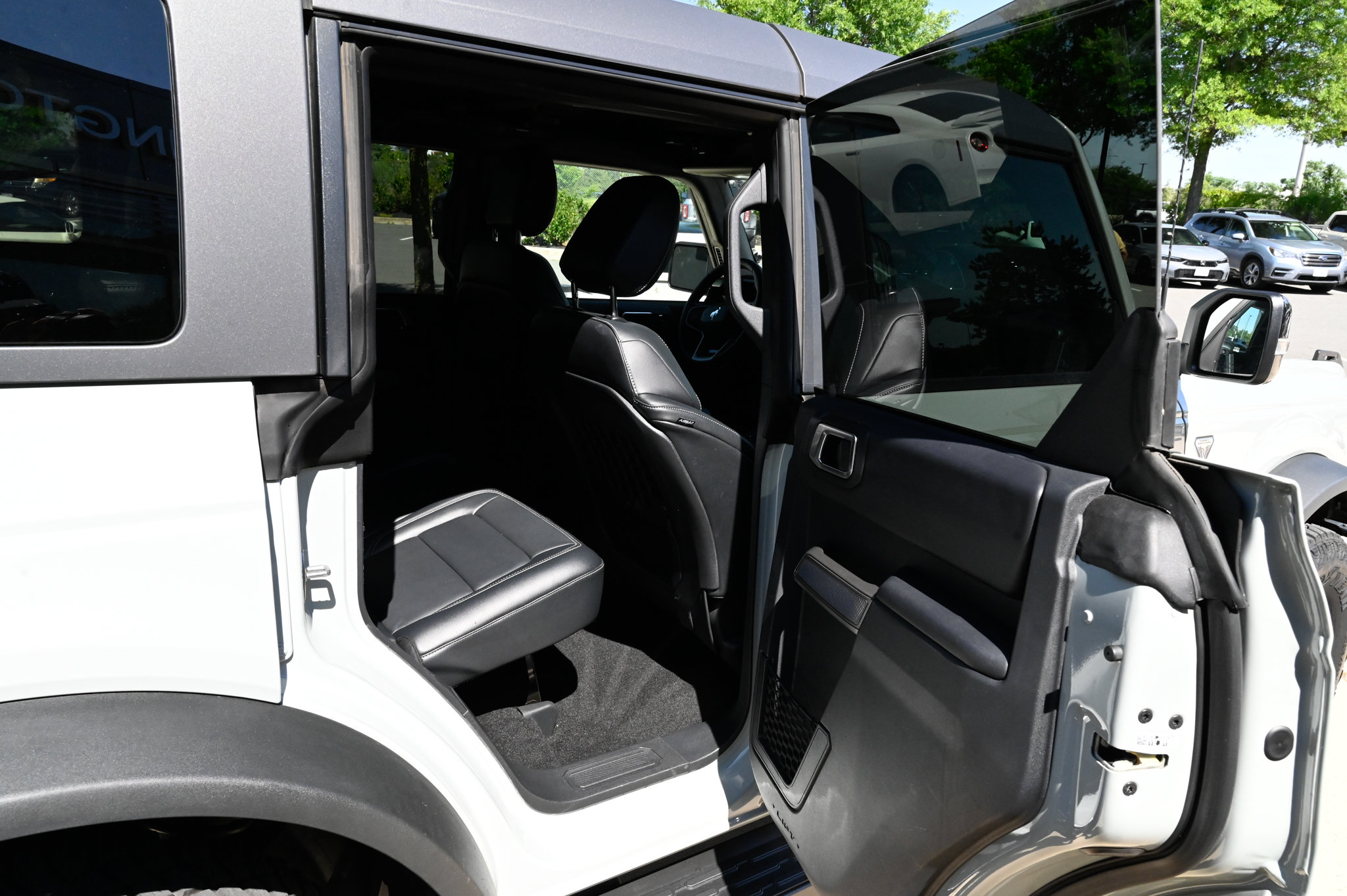 Used 2021 Ford Bronco First Edition AWD/4WD image 38