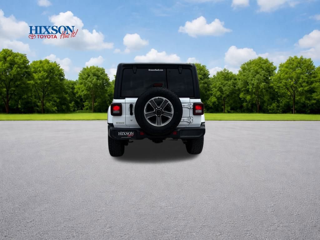 Used 2019 Jeep Wrangler Unlimited Sahara image 6