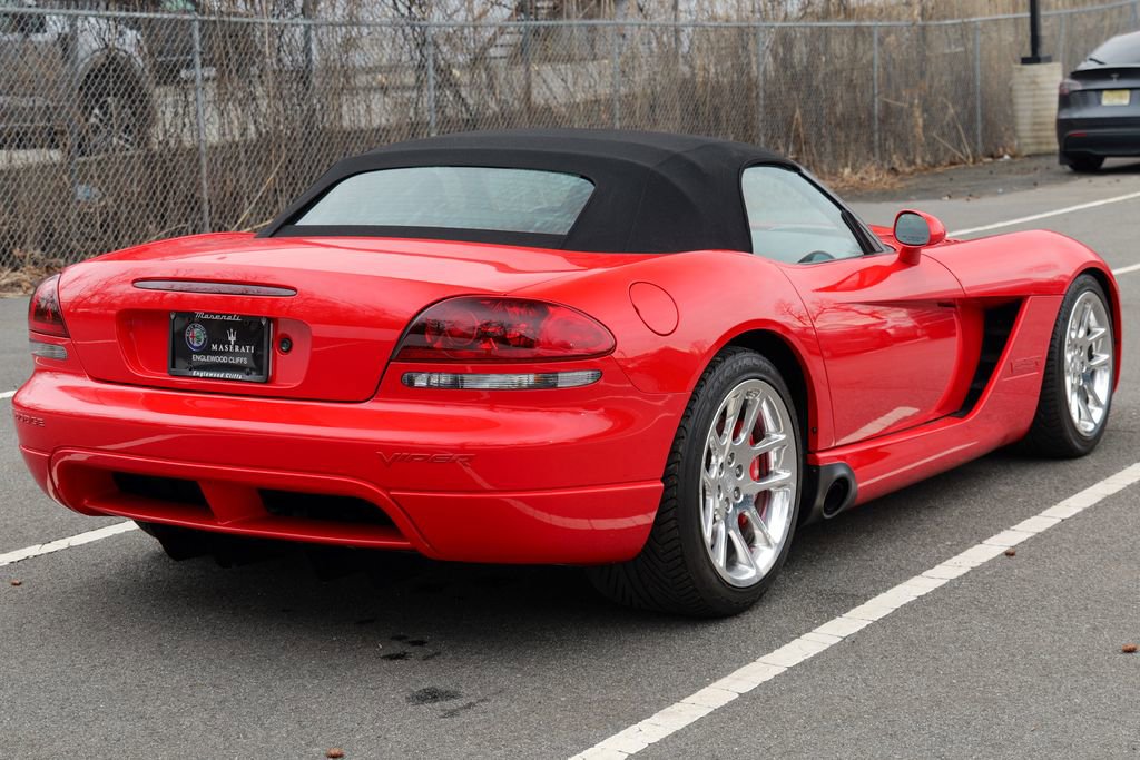 Used 2004 Dodge Viper SRT-10 image 7