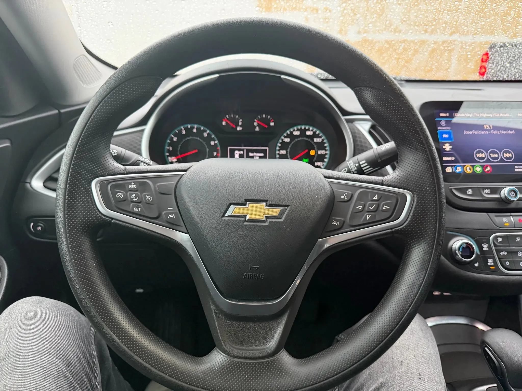 Used 2023 Chevrolet Malibu LT FWD image 17