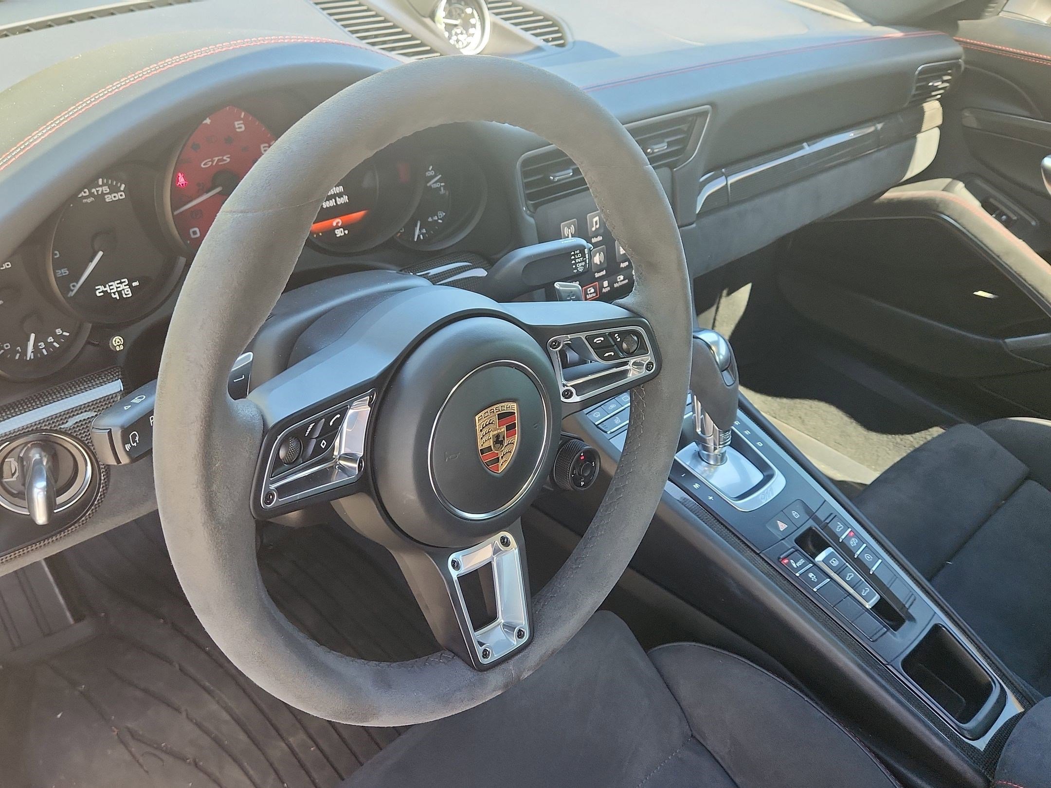 Used 2019 Porsche 911 Carrera GTS RWD image 4