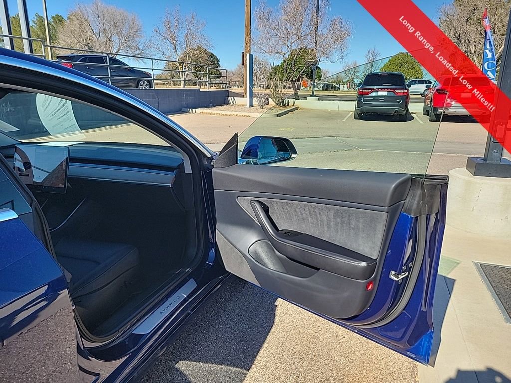 Used 2018 Tesla Model 3 Long Range image 17