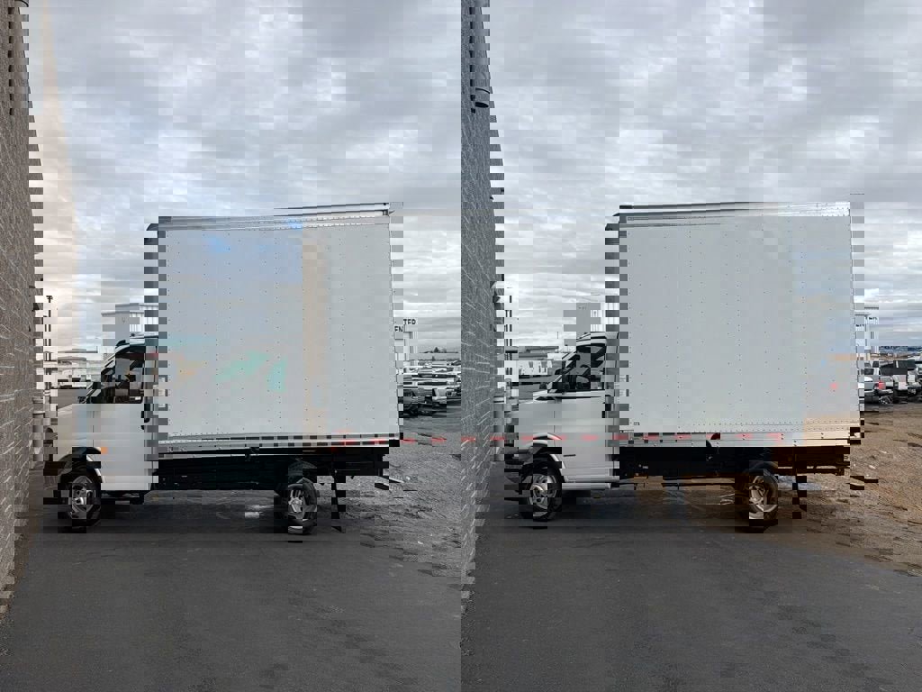 New 2026 Chevrolet Express 3500 w/ Power Convenience Package image 6