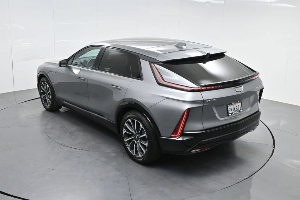 Used 2024 Cadillac Lyriq Sport RWD image 54