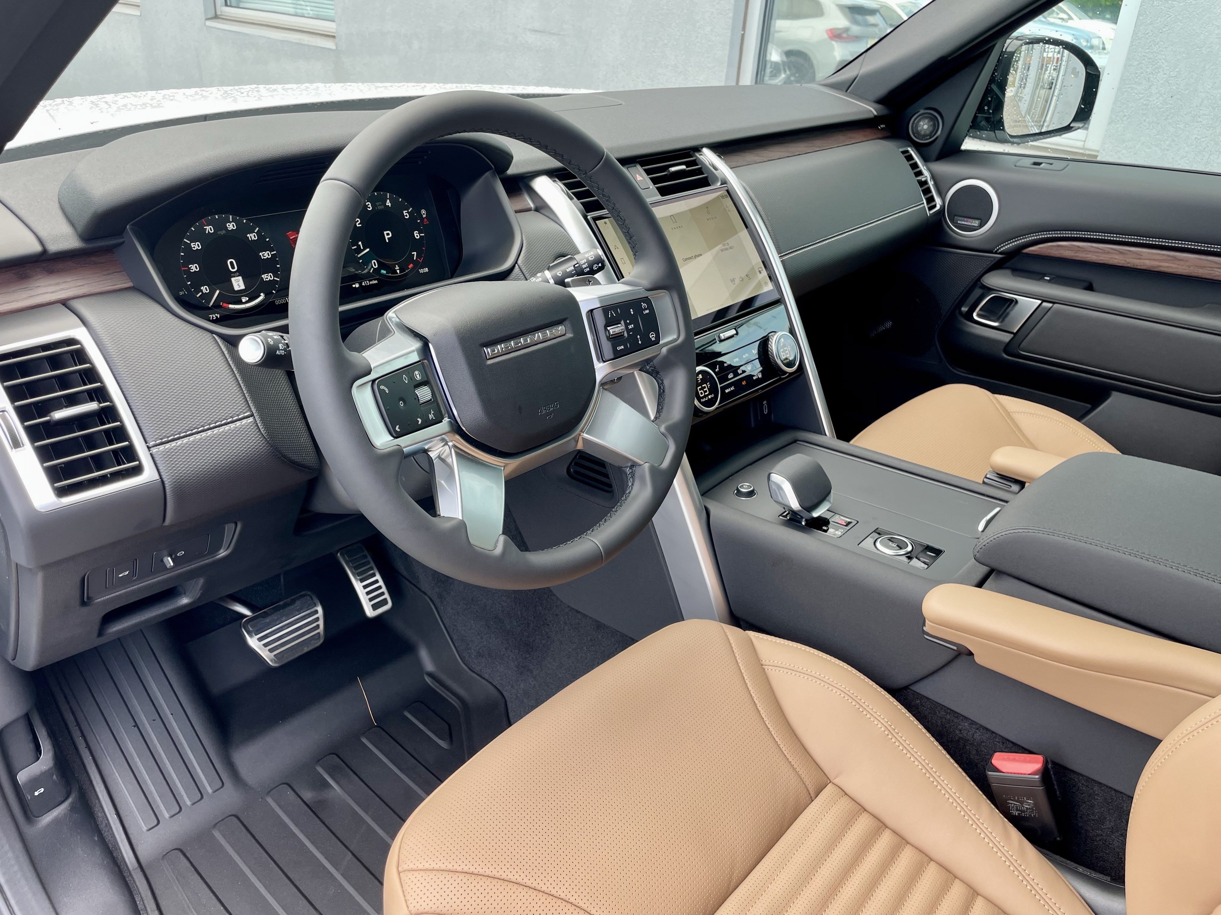 New 2026 Land Rover Discovery Dynamic SE AWD/4WD image 13