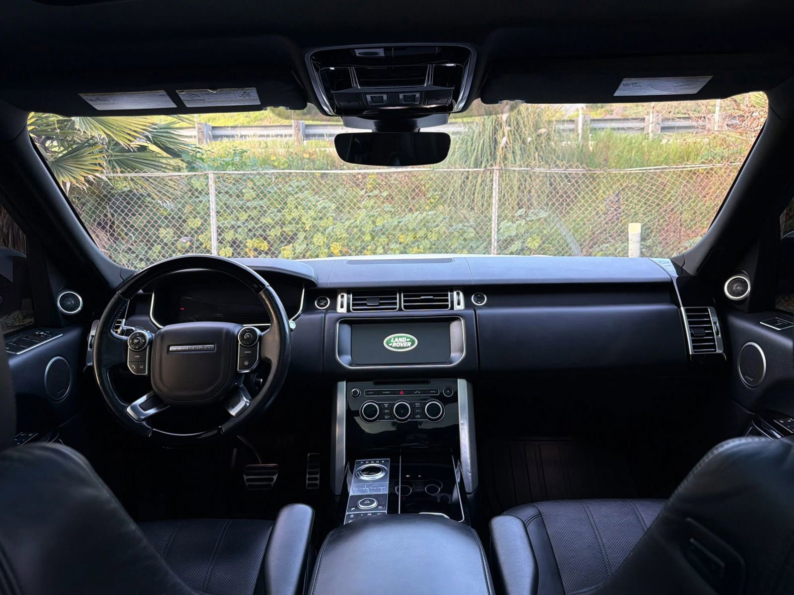 Used 2017 Land Rover Range Rover Long Wheelbase Supercharged AWD/4WD image 12