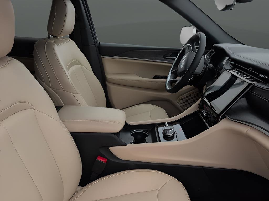 Used 2023 Jeep Grand Cherokee Limited image 20