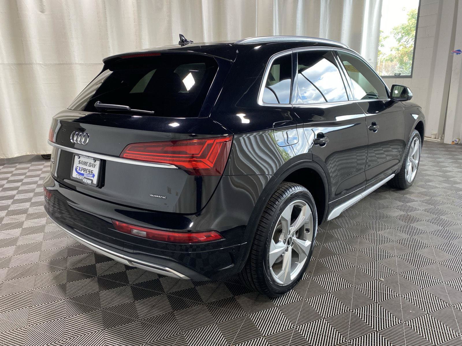 Used 2021 Audi Q5 2.0T Premium Plus w/ Premium Plus Package AWD/4WD image 15