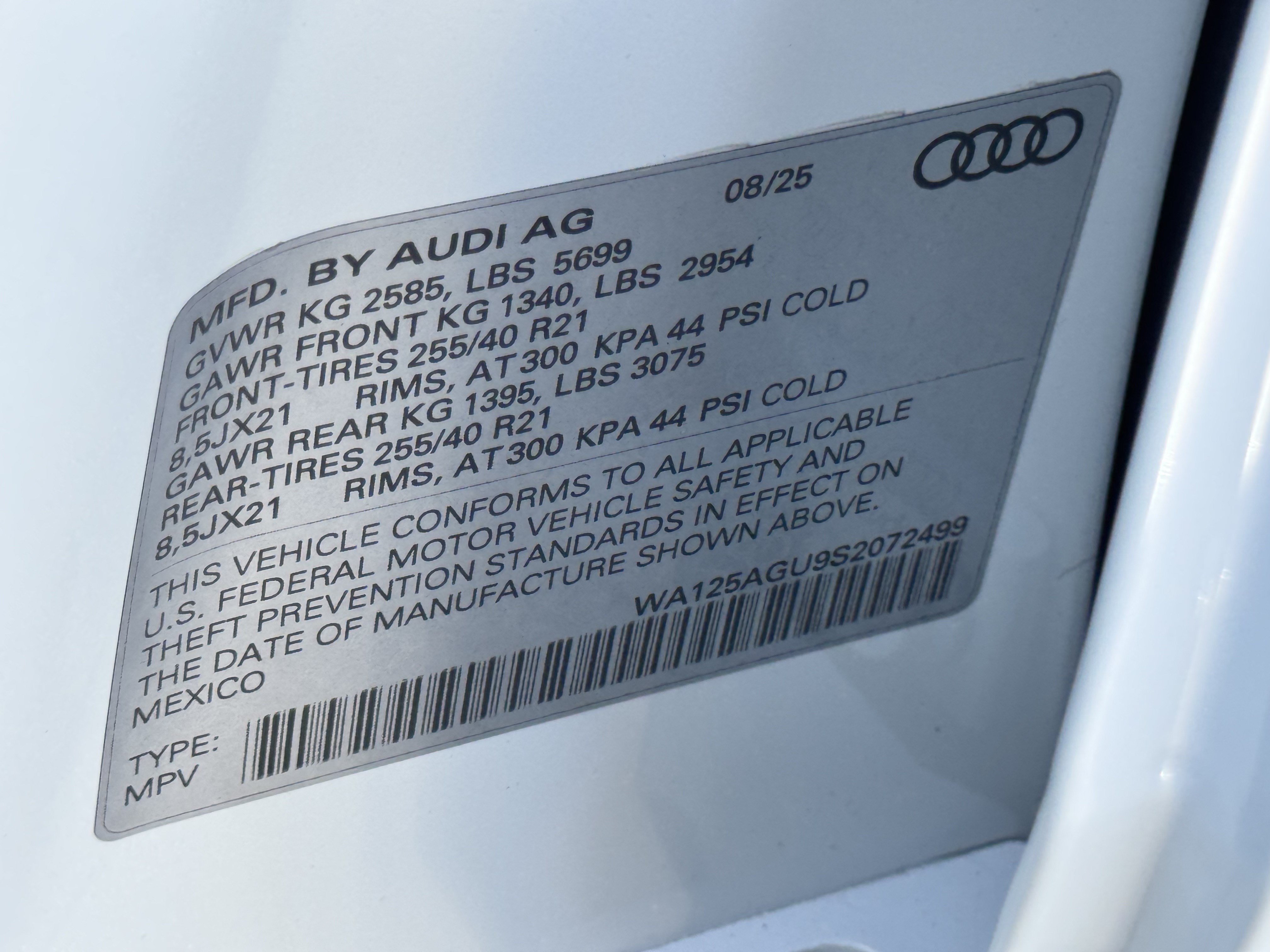 Used 2025 Audi SQ5 Premium Plus w/ Premium Plus Package AWD/4WD image 40