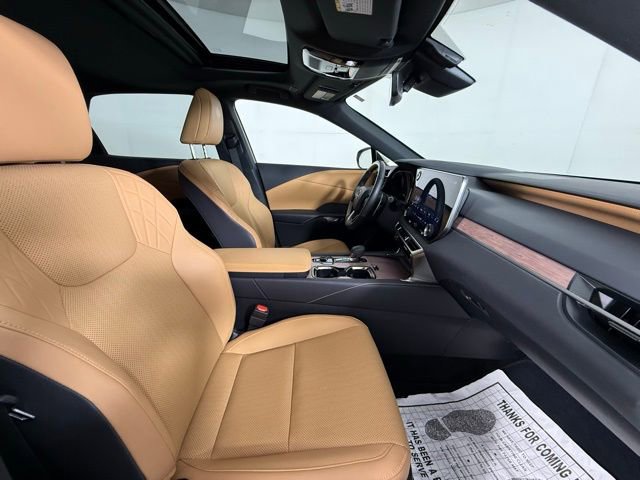 Used 2025 Lexus RX 350 Premium w/ Accessory Package (Z1) image 34