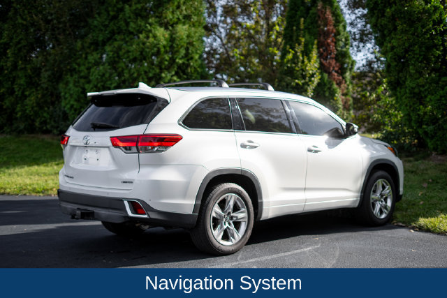 Used 2019 Toyota Highlander Limited FWD image 5