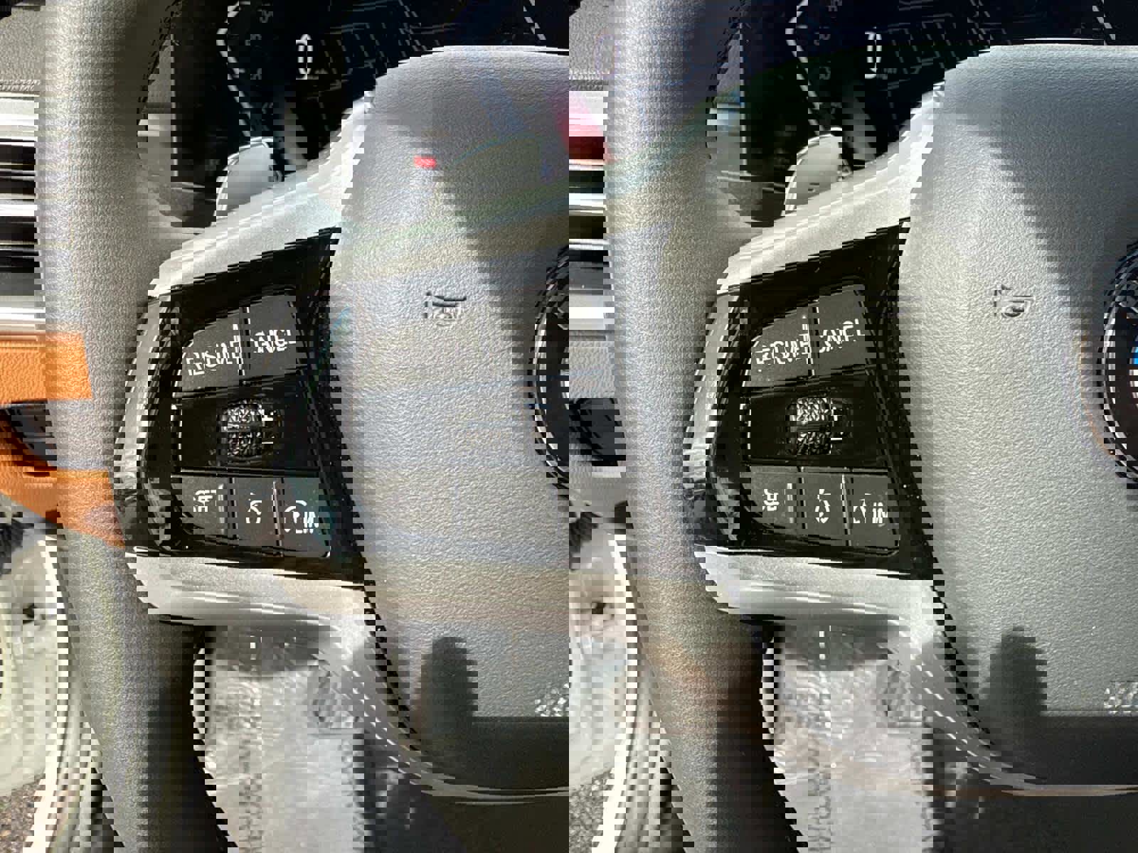 Certified 2025 BMW 330i Sedan w/ Convenience Package image 32