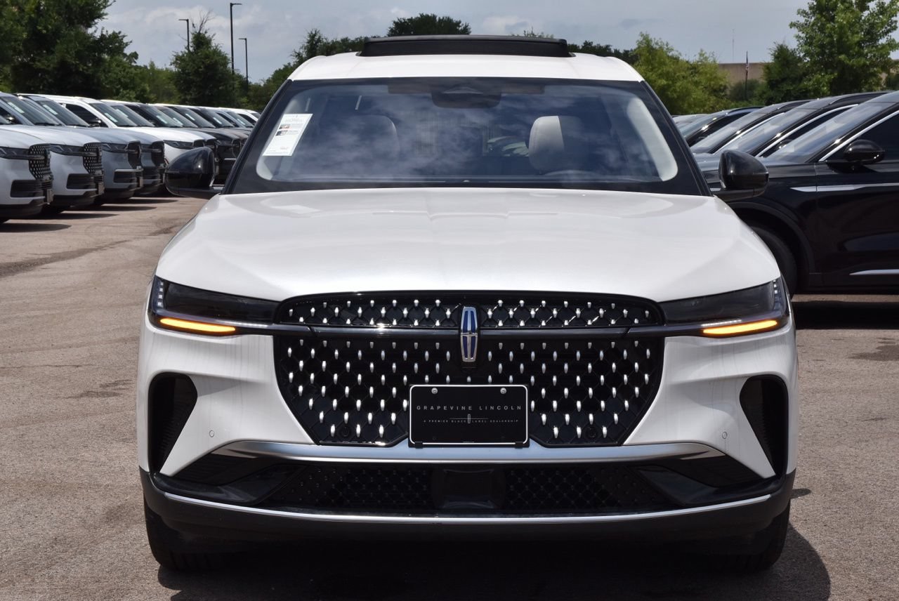 New 2026 Lincoln Nautilus Premier w/ Equipment Group 102A AWD/4WD image 2