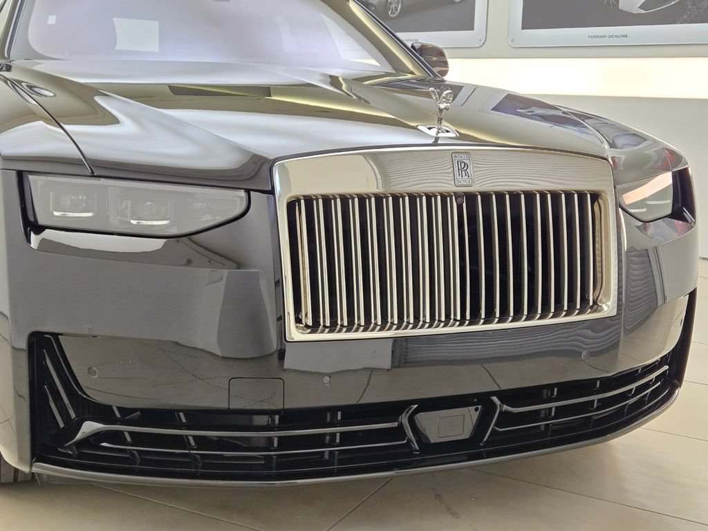 Certified 2025 Rolls-Royce Ghost AWD/4WD image 7