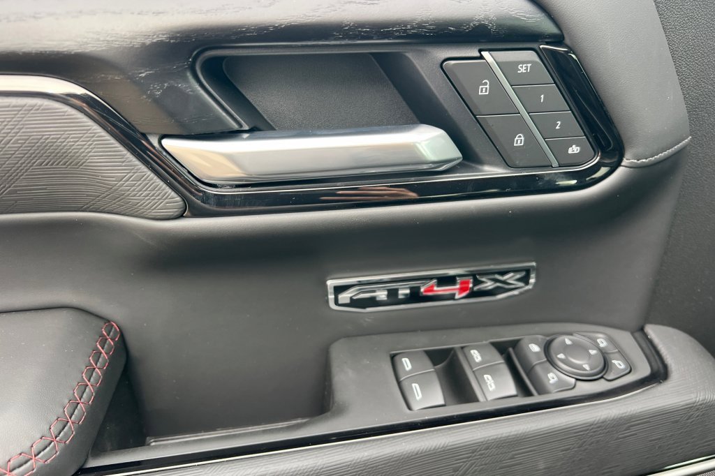 New 2026 GMC Sierra 1500 AT4X image 8