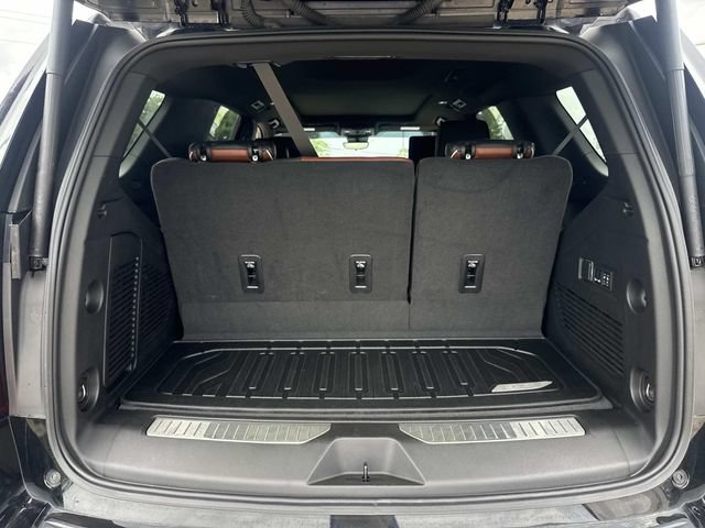 Used 2024 GMC Yukon Denali Ultimate w/ LPO, Floor Liner Package AWD/4WD image 13