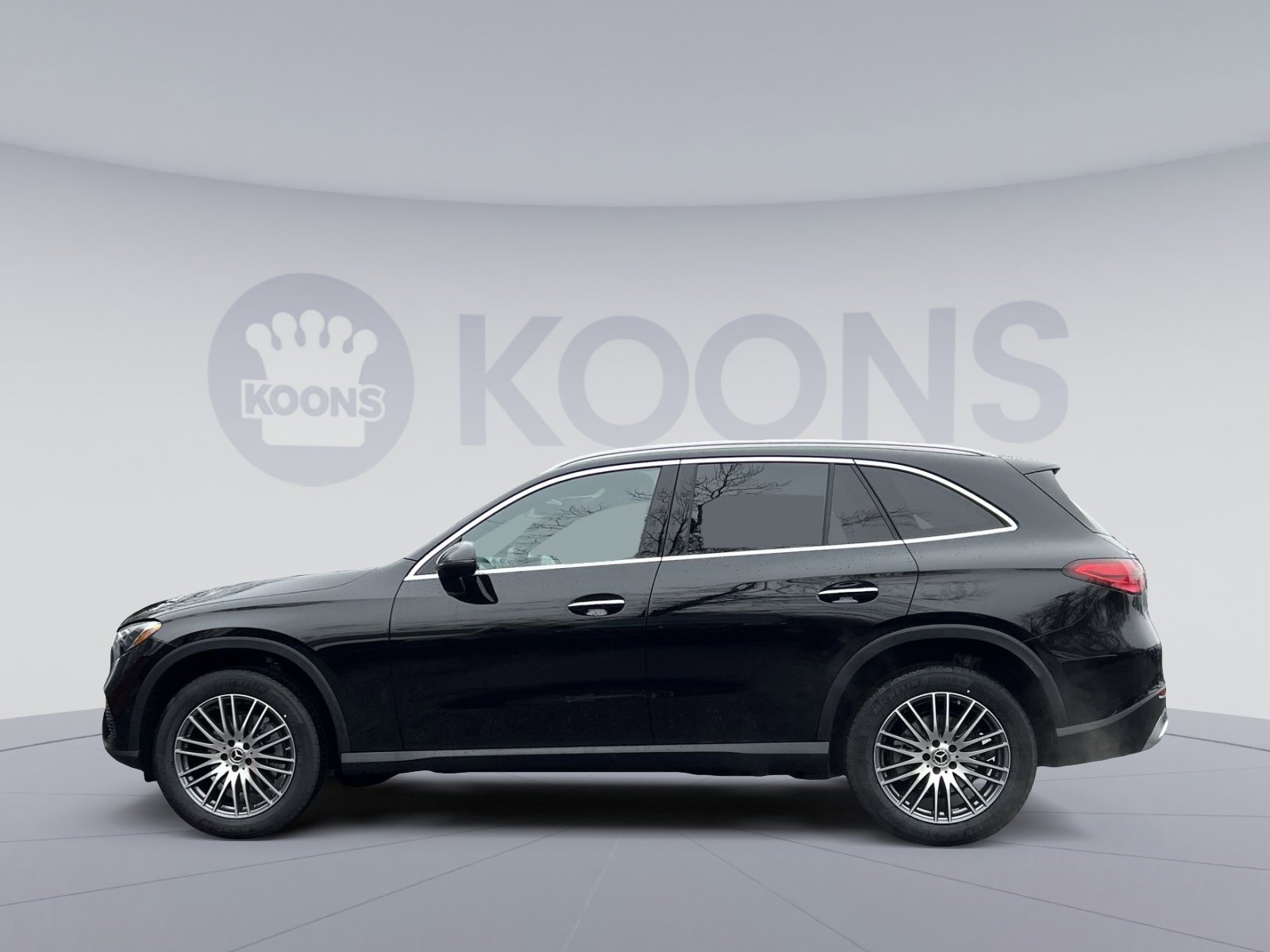 New 2026 Mercedes-Benz GLC 300 4MATIC image 2