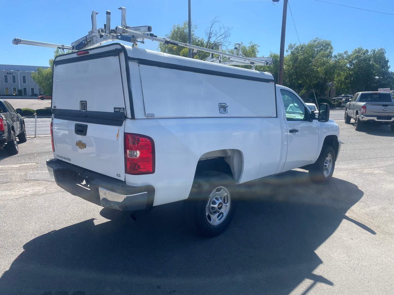Used 2014 Chevrolet Silverado 2500 W/T AWD/4WD image 5