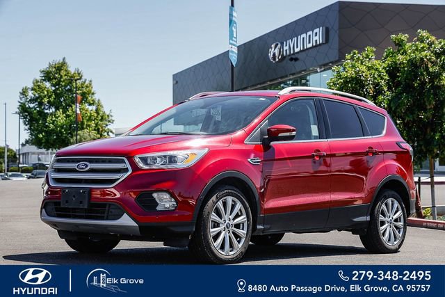 Used 2018 Ford Escape Titanium AWD/4WD image 1