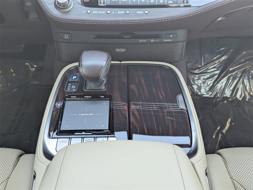 Used 2020 Lexus LS 500 w/ Luxury Package image 10