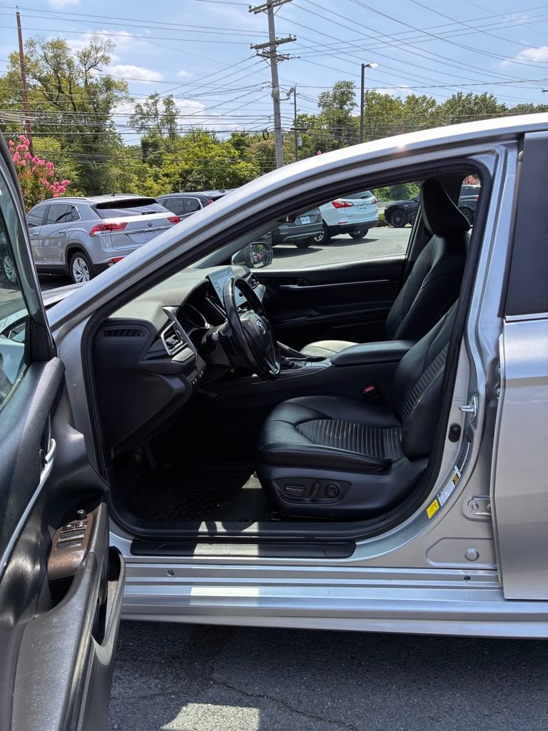 Used 2023 Toyota Camry SE FWD image 21