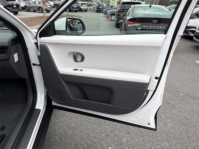 New 2026 Hyundai Ioniq 5 SE image 14